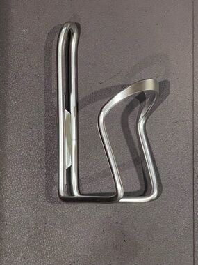 Sunlite Metal Water Bottle Cage  - Silver Bike Water Bottle Holder NEW